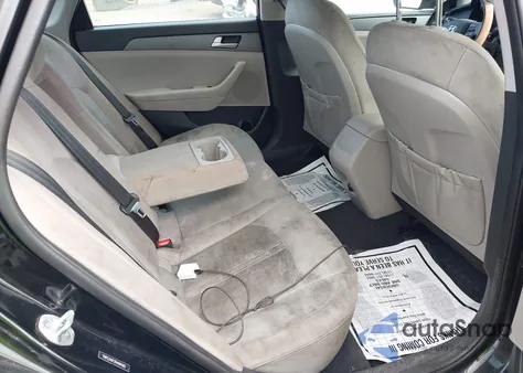 2017 Hyundai Sonata z USA, uszkodzony, nr VIN 5NPE24AF2HH491583